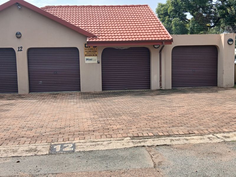 Your Forever Family Home - A Randhart Gem! - Photo 6