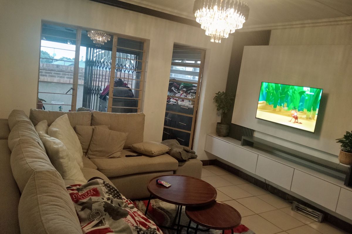 Step into comfort and Style - Photo 5