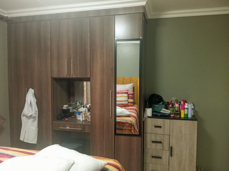 Step into comfort and Style - Photo 10