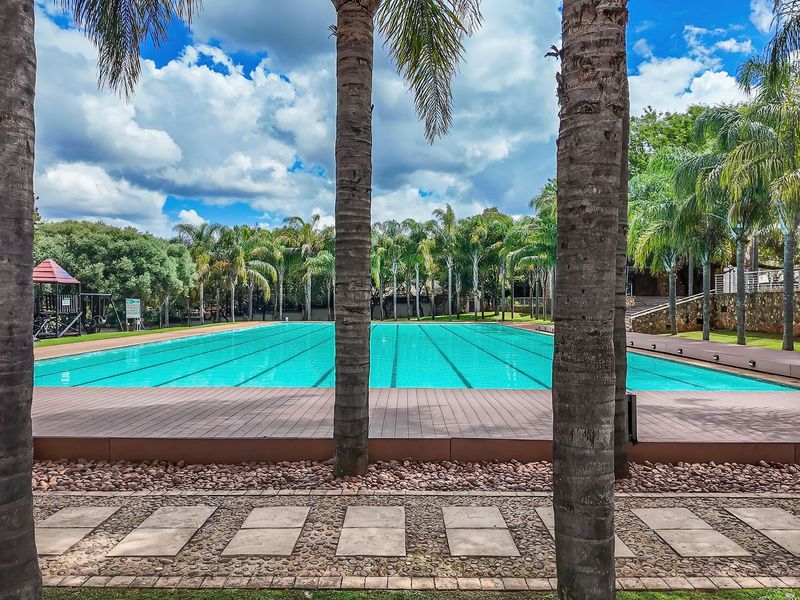 Waterfront stand for sale in Sable Hills - Photo 9