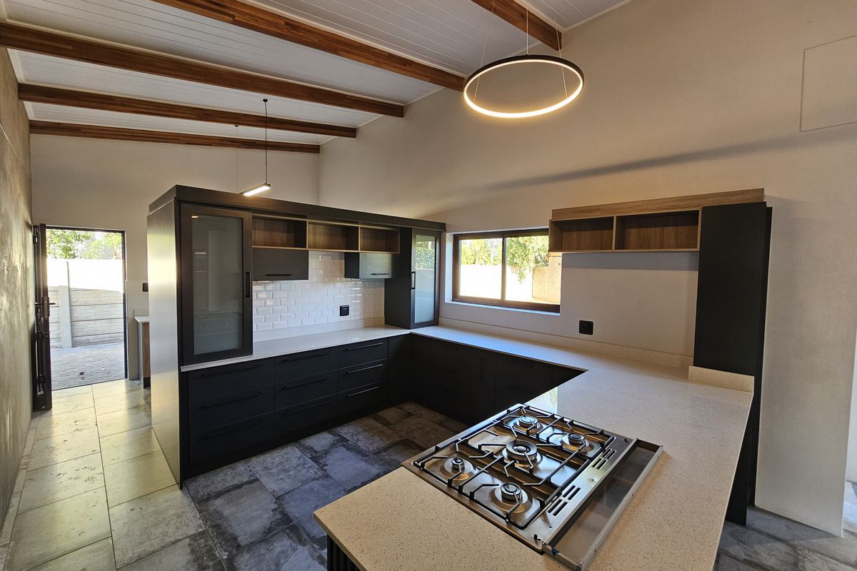 Newly build 3 bedroom house for sale in Riversdale - Photo 2