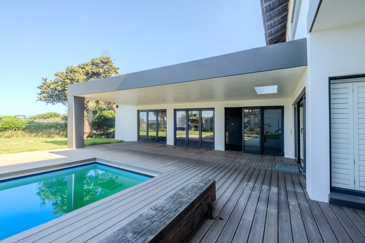 Beachfront Masterpiece in La Lucia, Umhlanga Rocks. - Photo 2