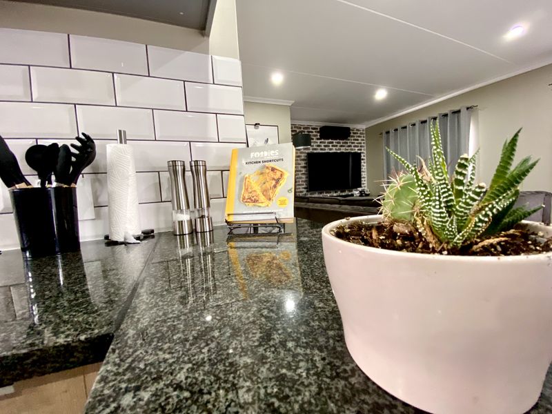 Modern 4 Bedroom Double Storey in Lotus Capital View - Photo 2