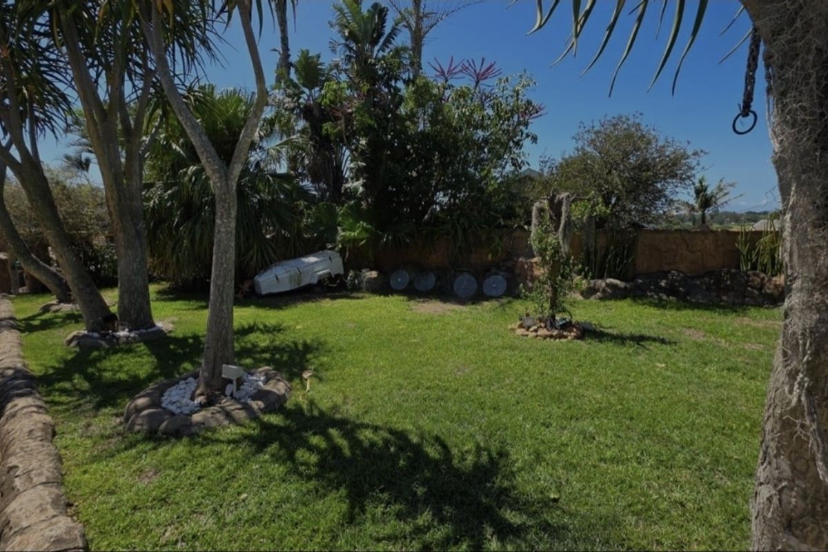 3 Bedroom Home with Modern Kitchen, Lounge, and single garage - Photo 5