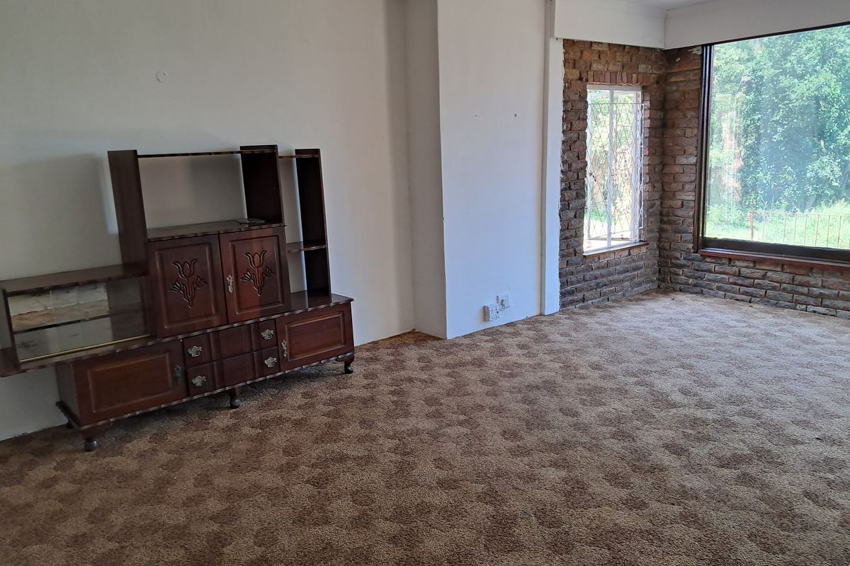 Prime Investment Opportunity in Albert Falls – Three Homes with Strong Rental Income - Photo 5