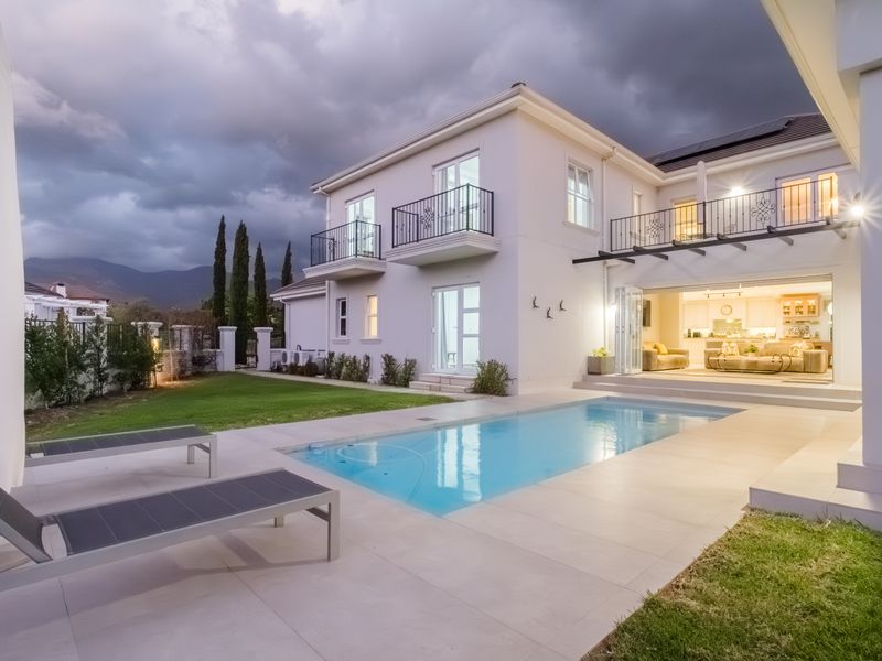 North-Facing Elegance Amidst Olive Groves - Photo 5