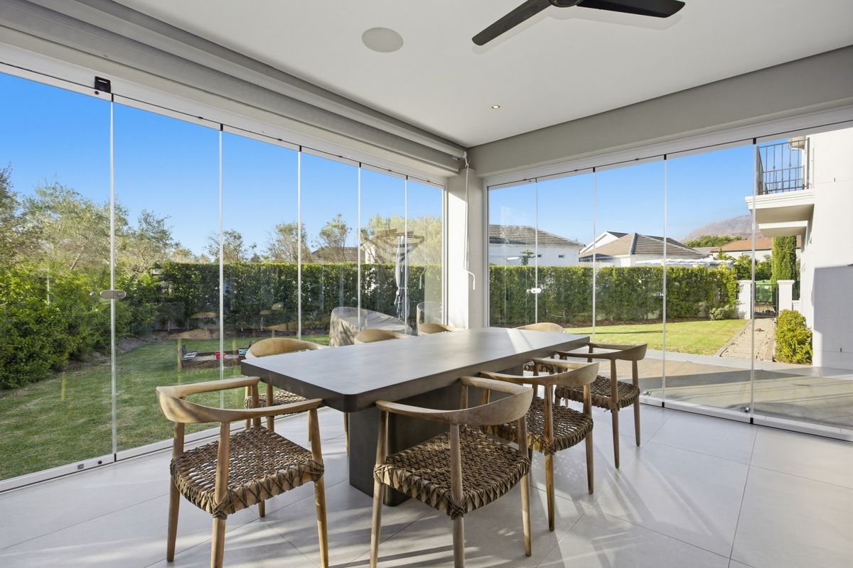 North-Facing Elegance Amidst Olive Groves - Photo 4