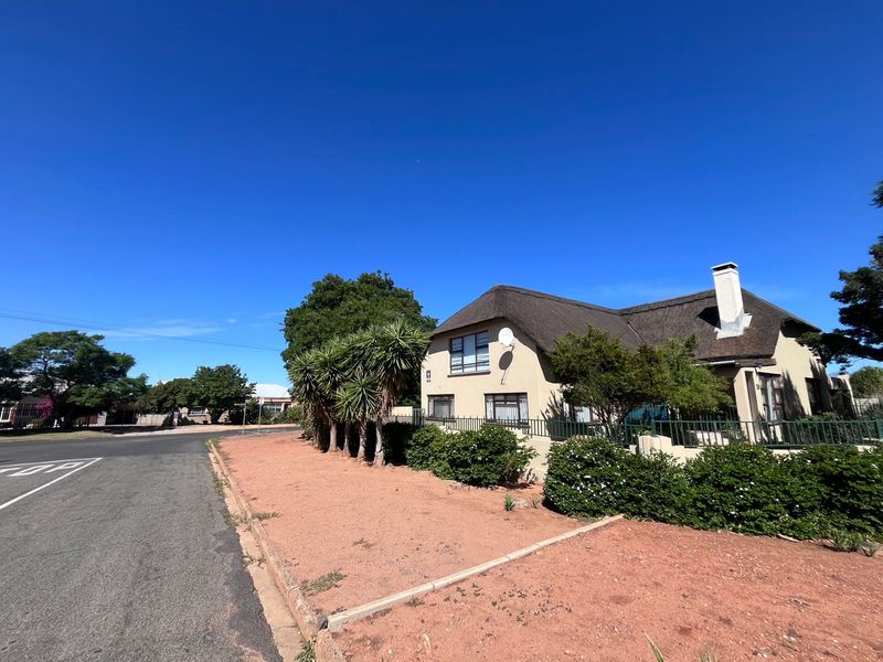 Prime Living in Rouxpark – Your Dream Home Awaits at 20 Palm Avenue, Worcester - Photo 2