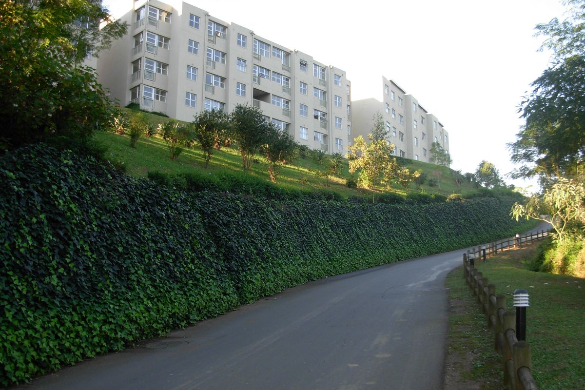 CHASEDENE – 1 BEDROOM APARTMENT TO LET - Photo 2