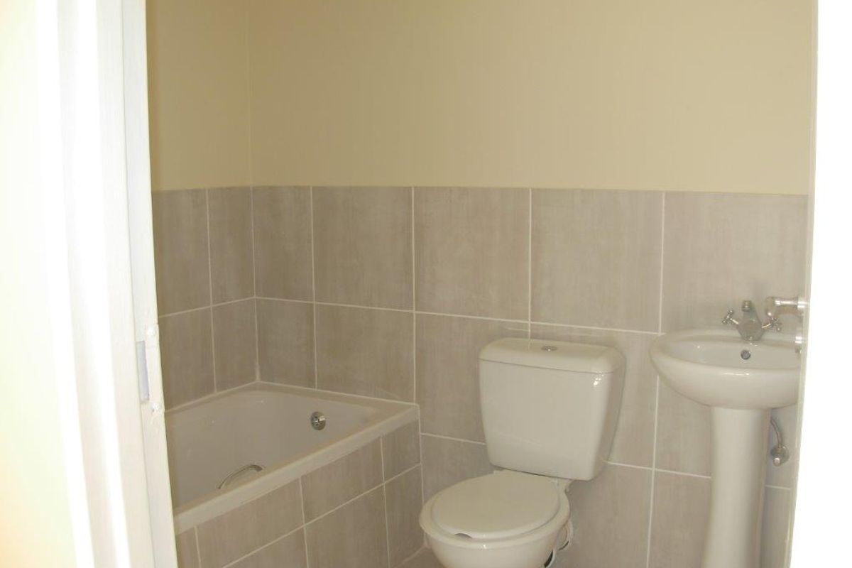 CHASEDENE – 1 BEDROOM APARTMENT TO LET - Photo 4