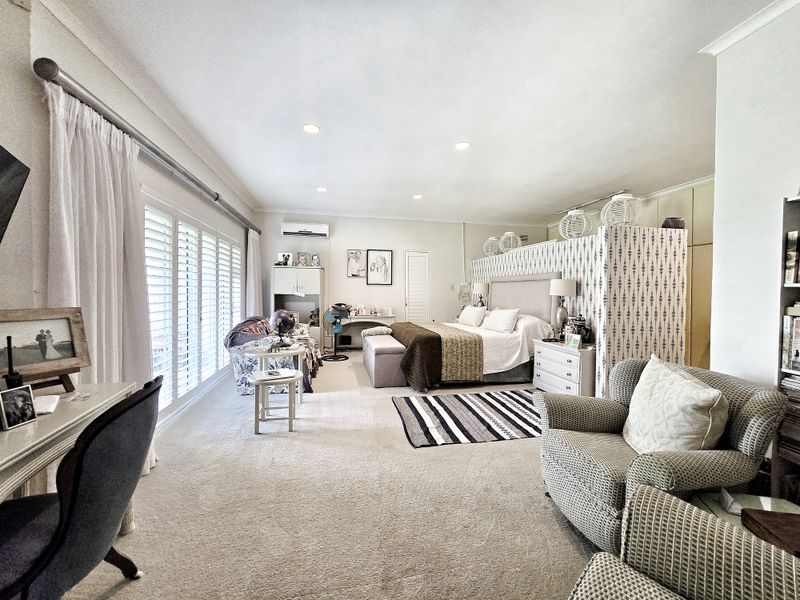 Live the Dream Lifestyle! - Photo 10