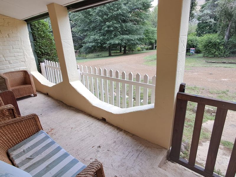 Rhodes “Solar Cottage” Charming South African Countryside Retreat Home - Photo 6