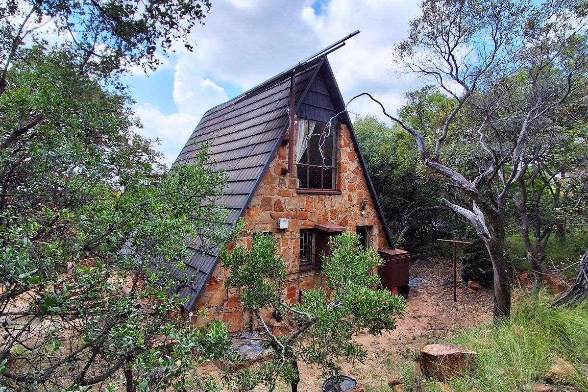The Perfect Bushveld Escape & Airbnb Opportunity - Utopia Nature Estate, Buffelspoort - Photo 5