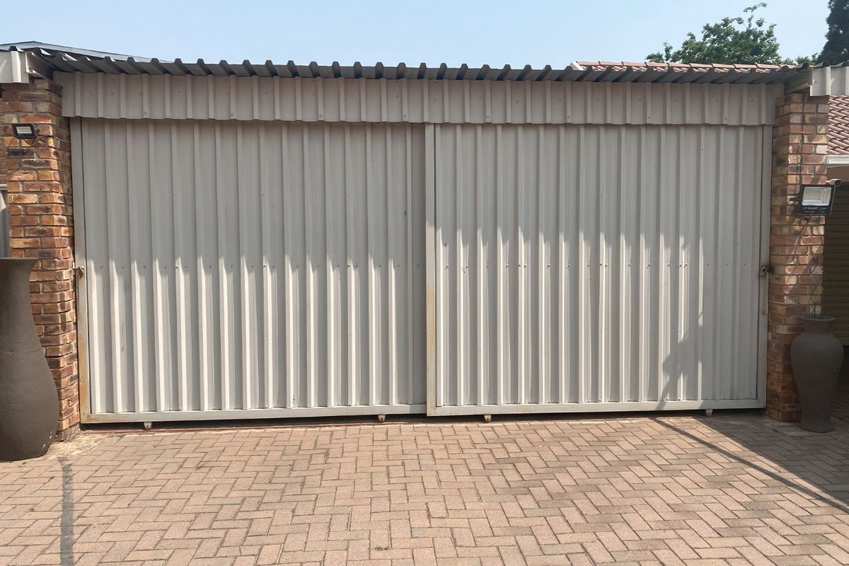 2 Bedroom Townhouse for sale in Dunnottar - Photo 5