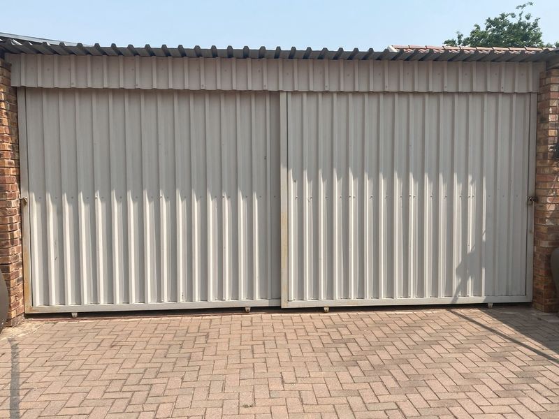 2 Bedroom Townhouse for sale in Dunnottar - Photo 5