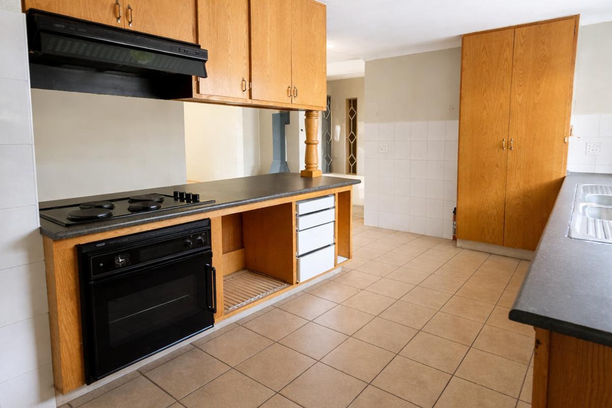 2 Bedroom Townhouse for sale in Dunnottar - Photo 3