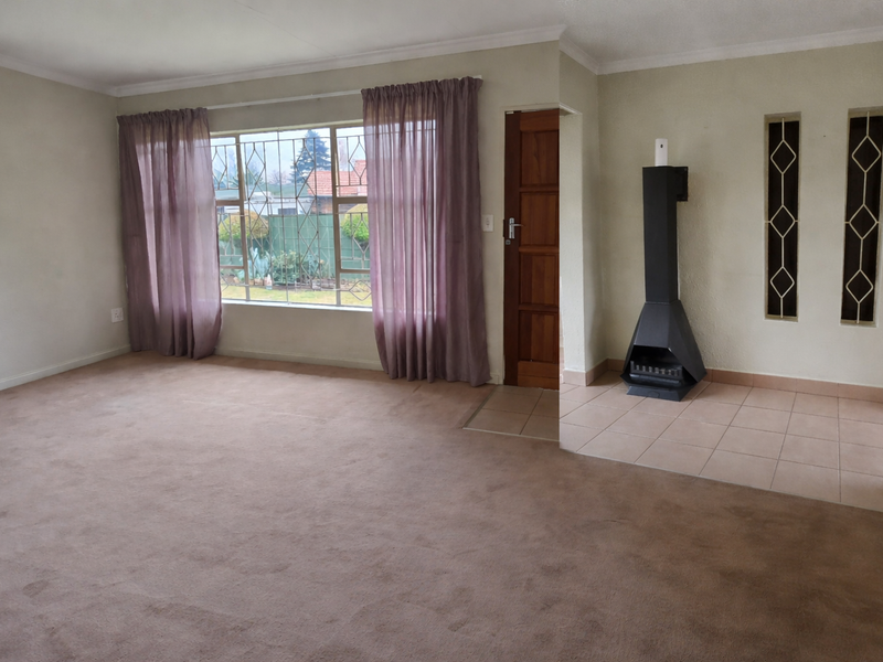 2 Bedroom Townhouse for sale in Dunnottar - Photo 2