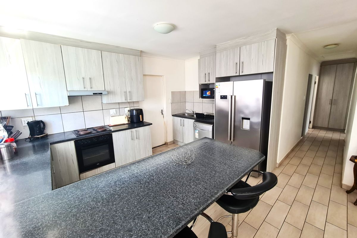 Opportunity on a Sizeable Stand in Fountains Estate, Jeffreys Bay - Photo 5