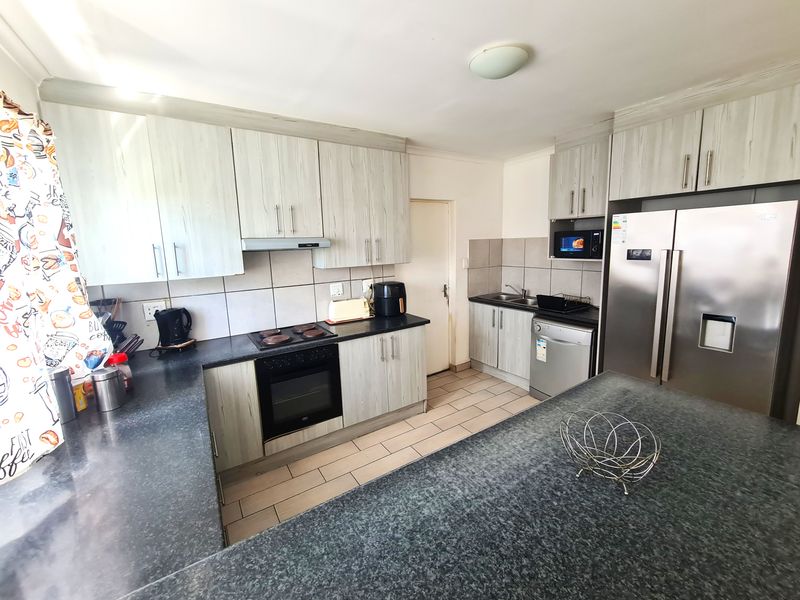 Opportunity on a Sizeable Stand in Fountains Estate, Jeffreys Bay - Photo 6