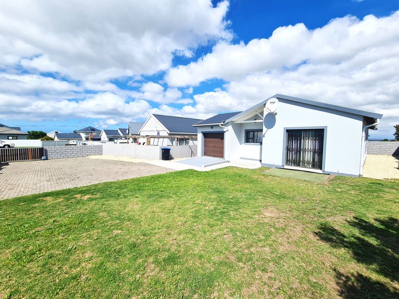 Opportunity on a Sizeable Stand in Fountains Estate, Jeffreys Bay - Photo 2