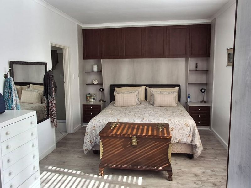 Versatile Coastal Living with Breathtaking Views - Photo 8