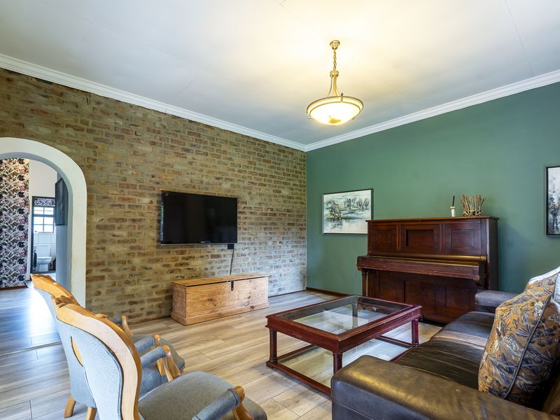 Dream Family Home in Wilgers-Boomed area - Photo 7