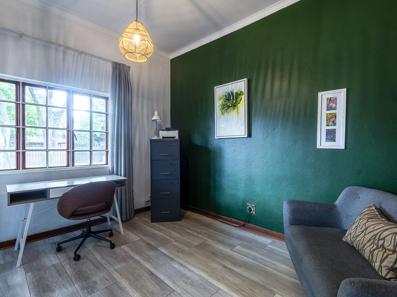 Dream Family Home in Wilgers-Boomed area - Photo 6