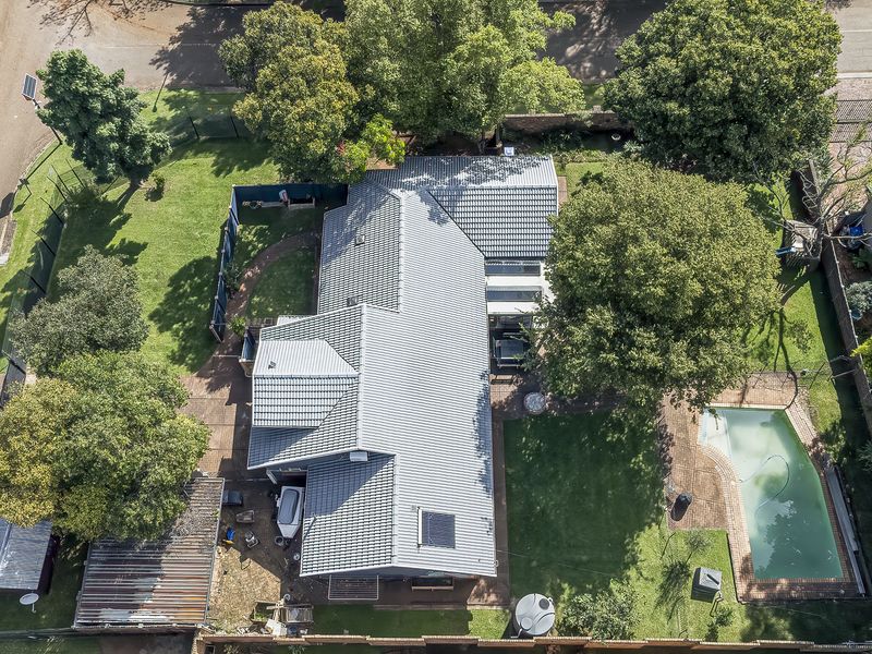 Dream Family Home in Wilgers-Boomed area - Photo 3