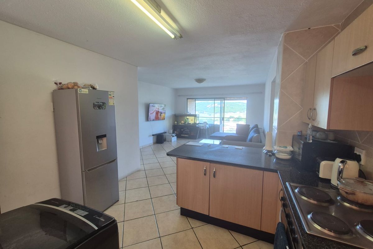 Wake Up to Spectacular Views in This Generously Sized Home - Photo 5