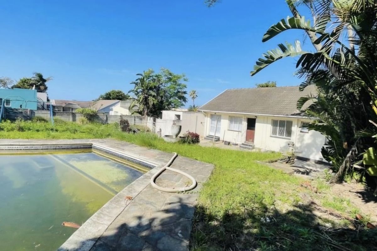 Spacious 3-Bedroom Home Perfect for Family Living - Photo 3