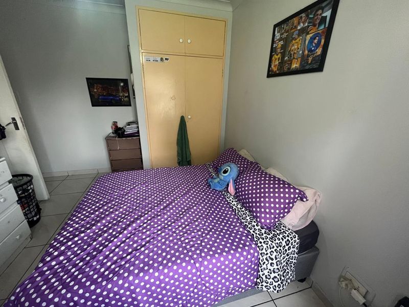 Charming 3-Bedroom Home with Flatlet Potential - Photo 8