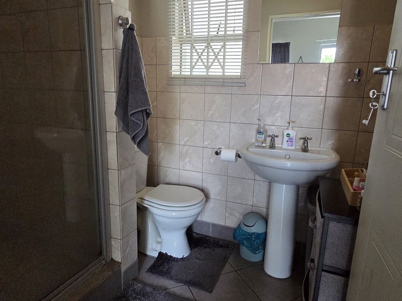 Stylish Bachelor  – Perfect for Students - Photo 6