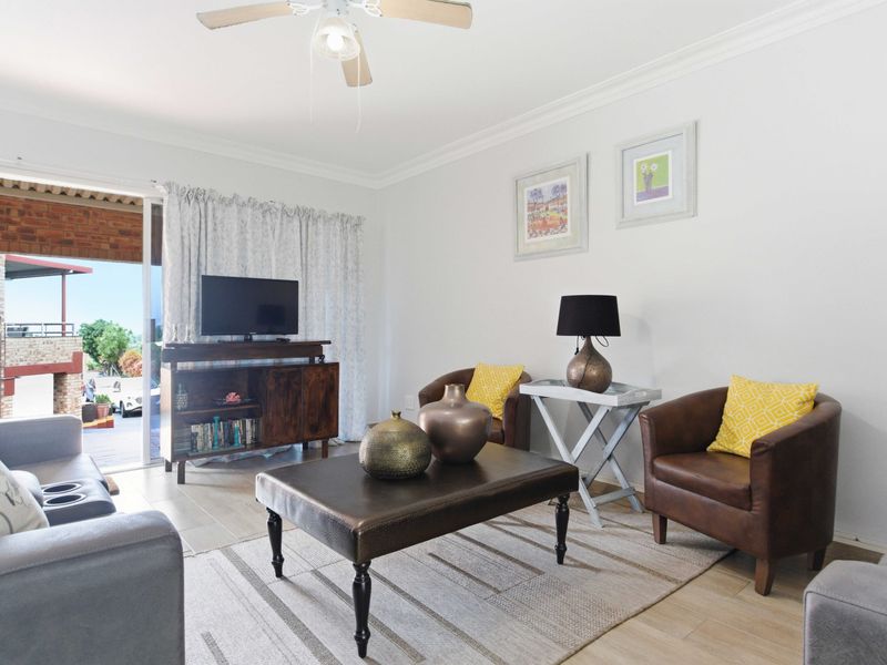 Coastal Living at its Finest! - Photo 4