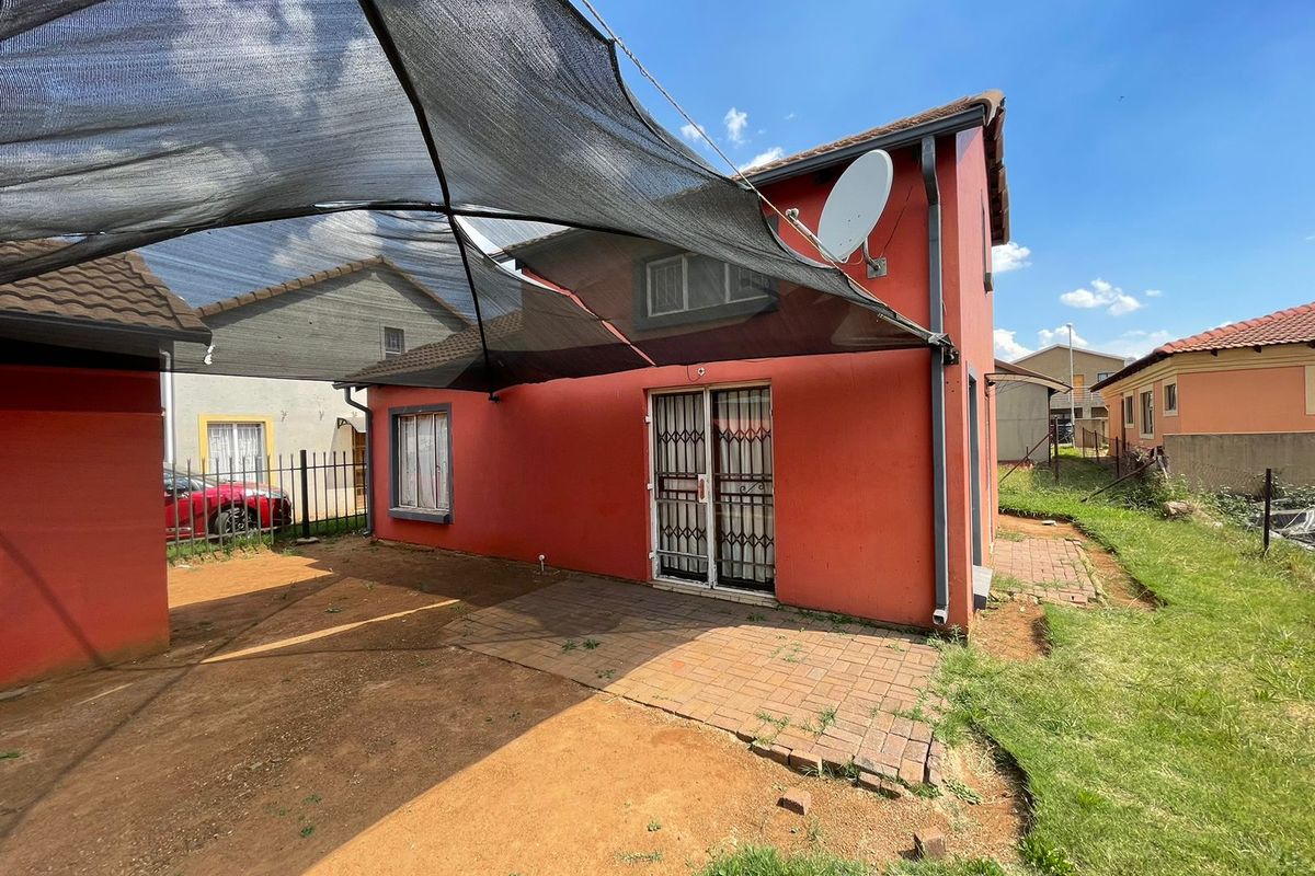 2 bedroom house available for sale - Photo 5