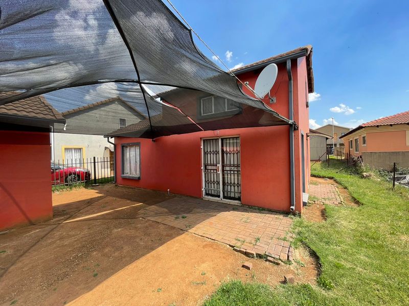 2 bedroom house available for sale - Photo 5