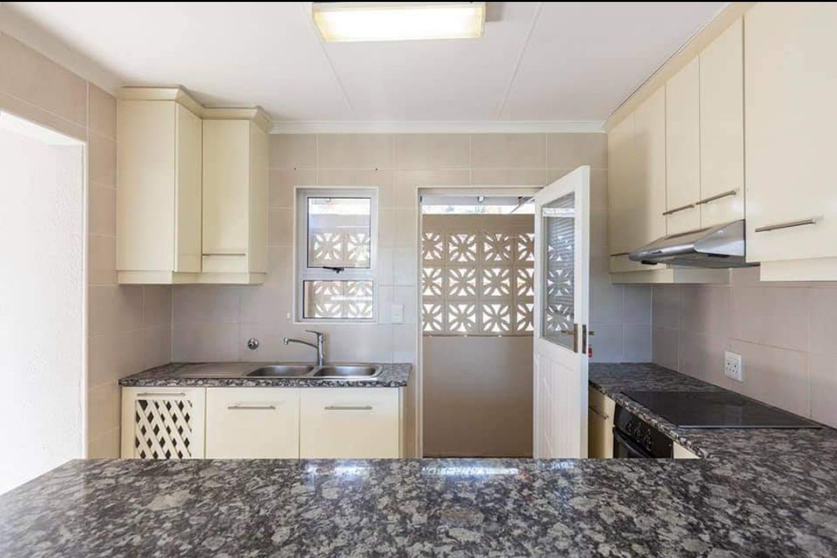 Sought after complex in Durban North - Photo 4