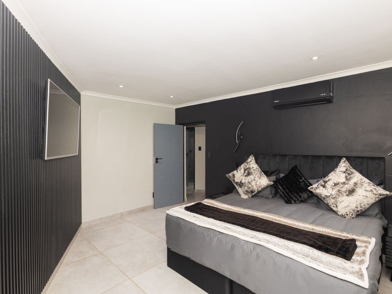 Striking 4-bedroom freestanding home in Ridgeworth, perfect for families and modern living - Photo 10