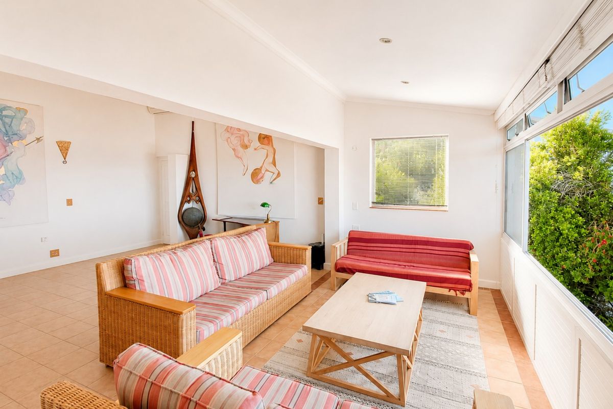Peaceful Sea View Retreat in Simon’s Town - Photo 5