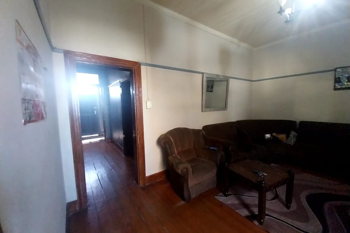 Income-Generating Gem with 2 Flatlets – Prime Investment Opportunity in Worcester! - Photo 5