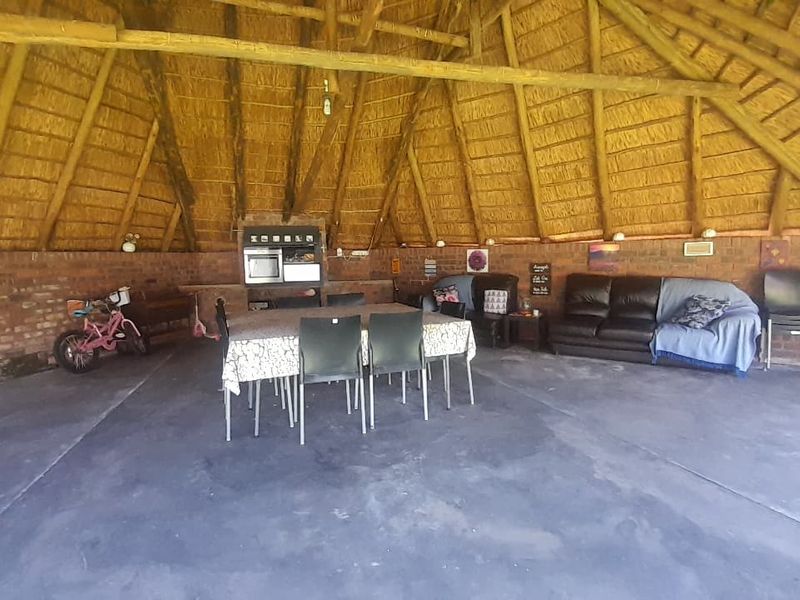 Modern 3 bedroom house in Sought after area - Photo 4