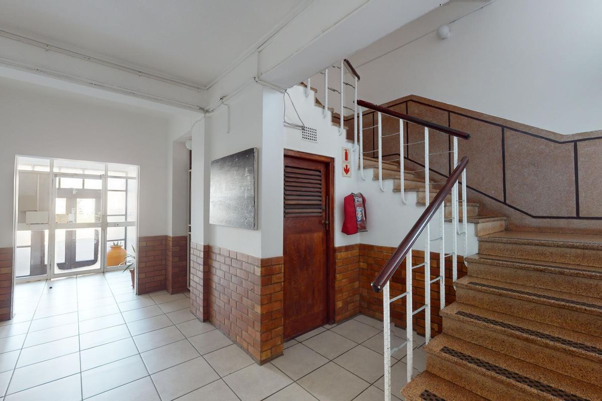 Walk to the Beach! Secure, Spacious & Investment-Ready in Summerstrand - Photo 3