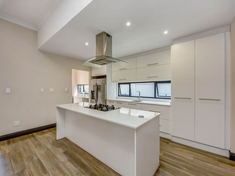 Spacious 4‐Bed Family Home – Great Price, Needs TLC - Photo 6