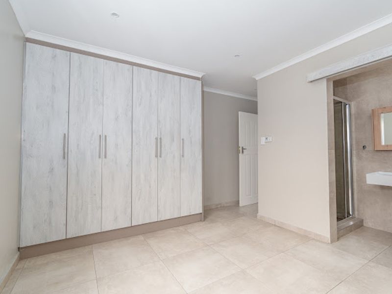 Modern beautiful home for sale in Silkaatzkop - Photo 7