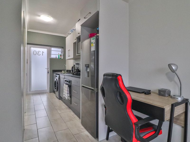 One Bedroom Apartment for sale - Photo 5