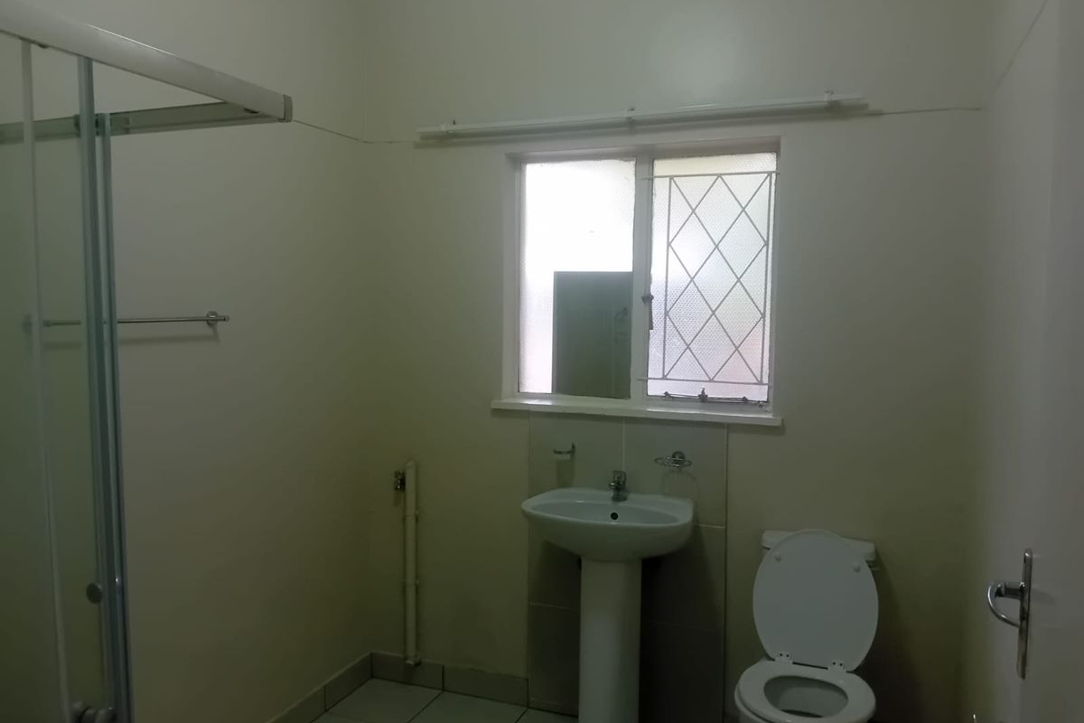 2 Bed Flat Available in Sandringham - Photo 2