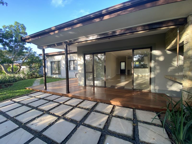 Garden Townhouse Retreat - Photo 3