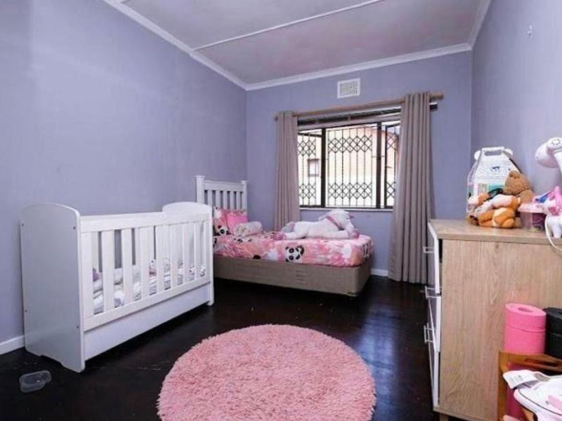 Let This Be Your First Home - Photo 9