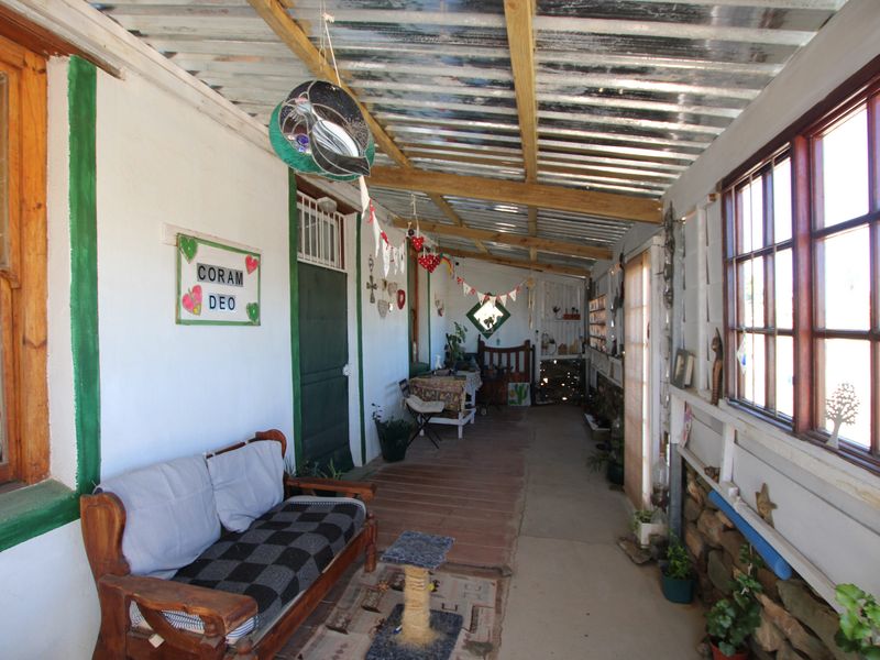 2-Bedroom Home with Endless Opportunities - Photo 4