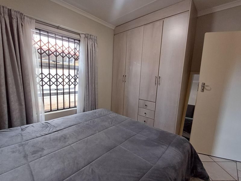 “Not-so-big” home with big value - Photo 8