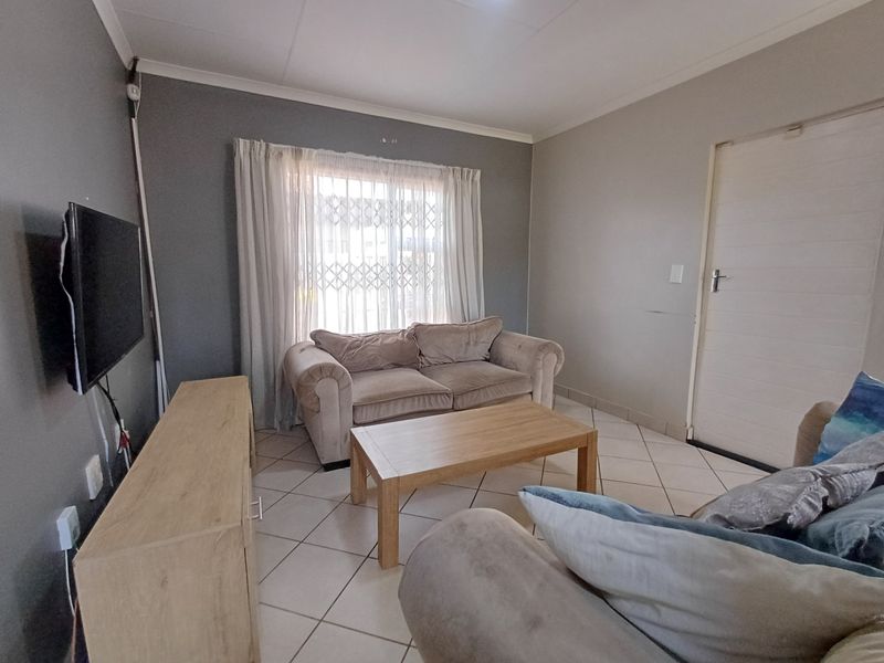 “Not-so-big” home with big value - Photo 5